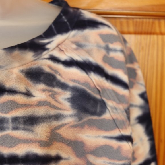 Young Fabulous & Broke Tie Dye Zip Sweater Medium - Picture 6 of 12